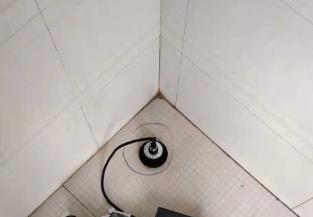 玄武卫生间漏水维修之 loft 夹层储藏室毗邻暗管渗水哪家好，推荐诚匠小爱修缮
